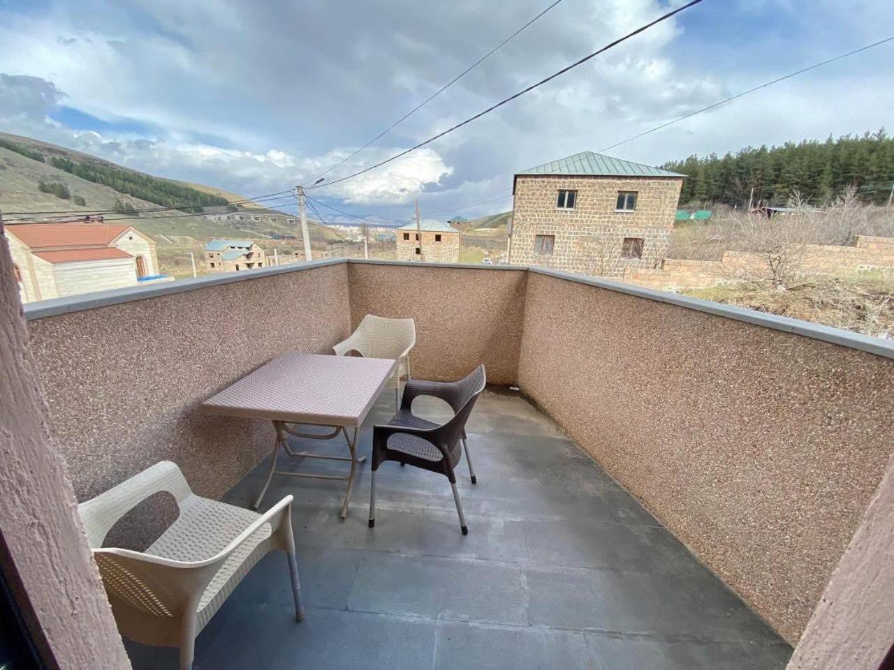 Tsaghkadzor Inn Hotel מראה חיצוני תמונה